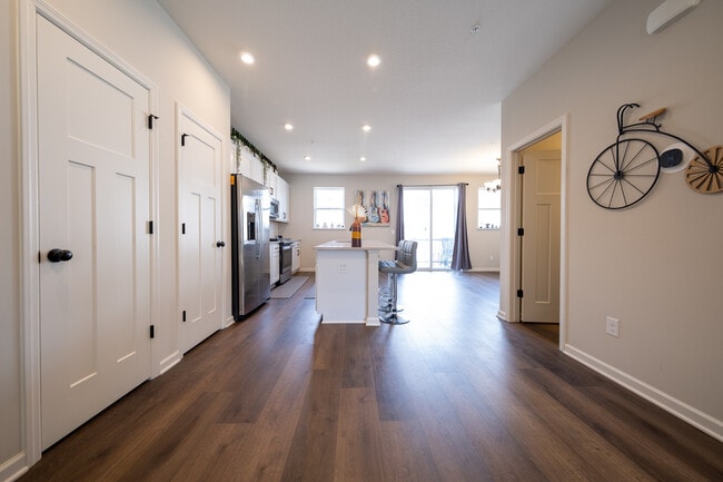 Photo - 6548 Joliet Ave S