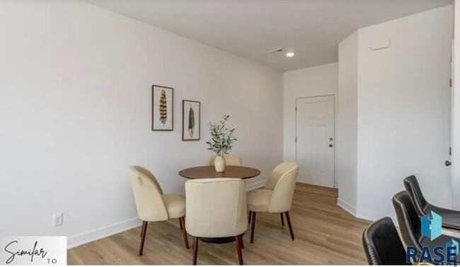 Photo - 1263 N Marion Rd