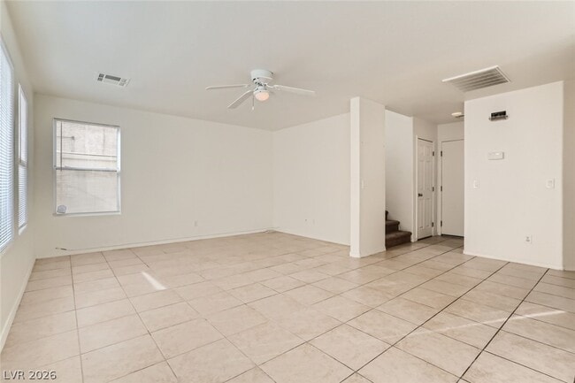 Photo - 2537 Begonia Valley Ave