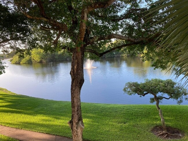 Photo - 950 Lavers Cir Unit F307