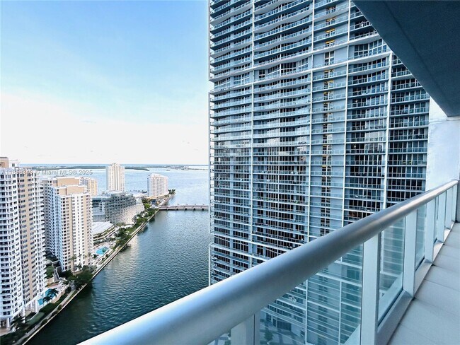 Photo - 475 Brickell Ave Condo Unit 3107