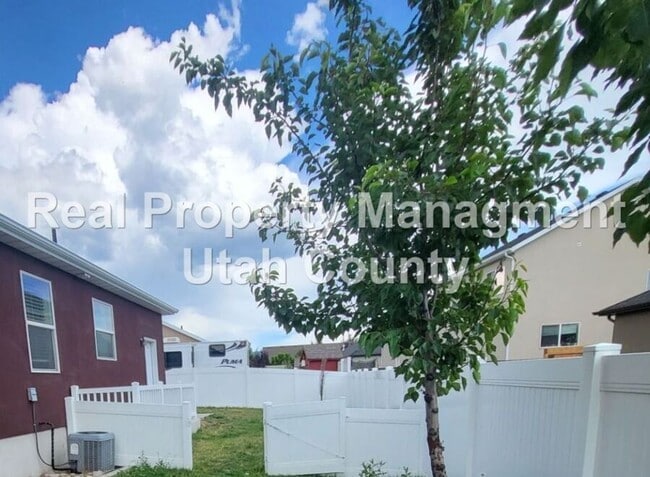 Photo - 998 S 960 E Unit Downstairs