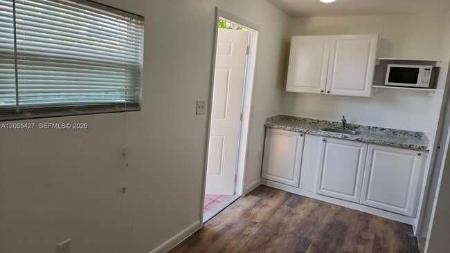3533 SW 91 Ave Unit A