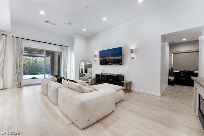 Photo - 10149 Zeta Tucana St