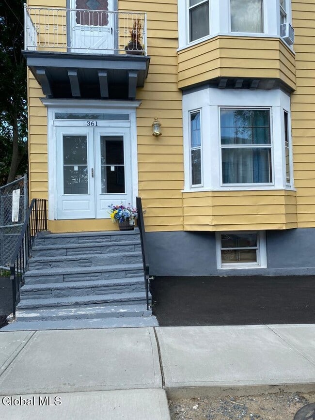 Building Photo - 361 Orange St Rental
