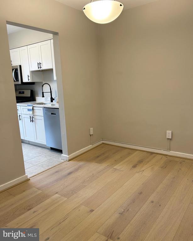 Photo - 5012 Columbia Pike Unit 3