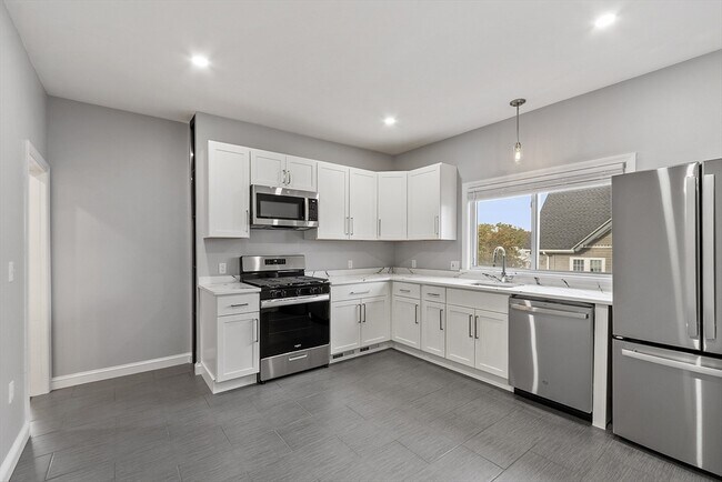 Photo - 17 Parker St Unit B