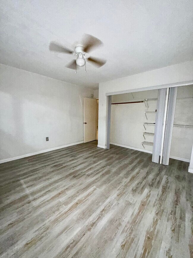 Photo - 300 NE 191st St Unit 217