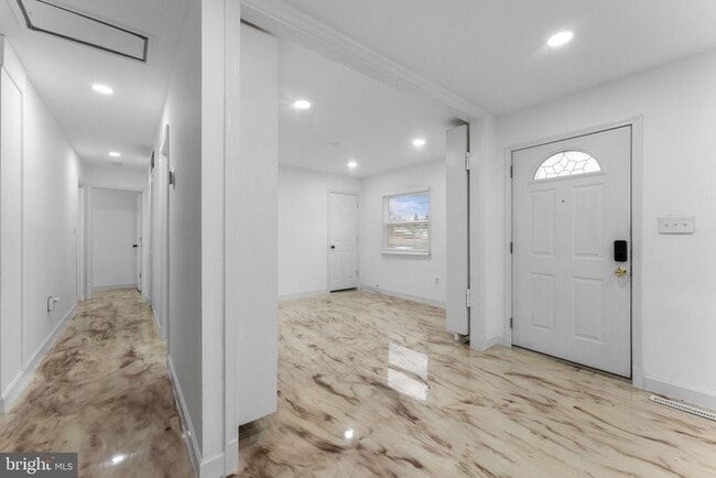 Photo - 6703 Cimarron St