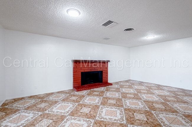 Photo - 3 Bedroom/2 Bath Home with Solar - $2100 Per Month!