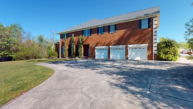 Photo - Greatness on Grey Barn