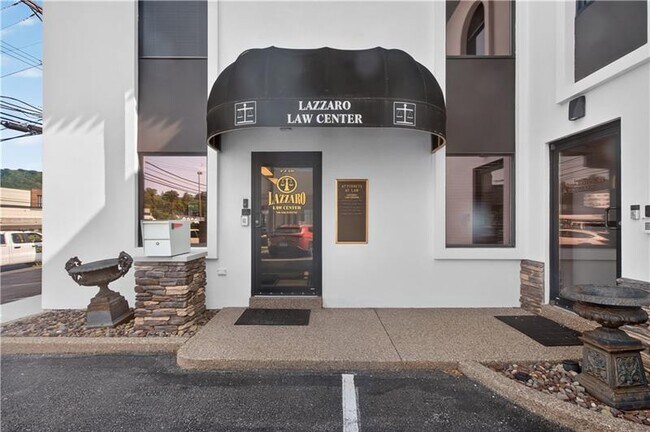 Photo - 7240 McKnight Rd