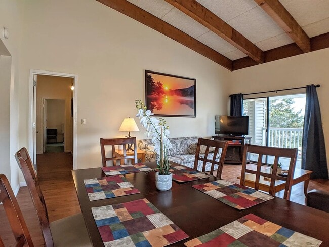 Photo - Cedar Lodge Unit 308