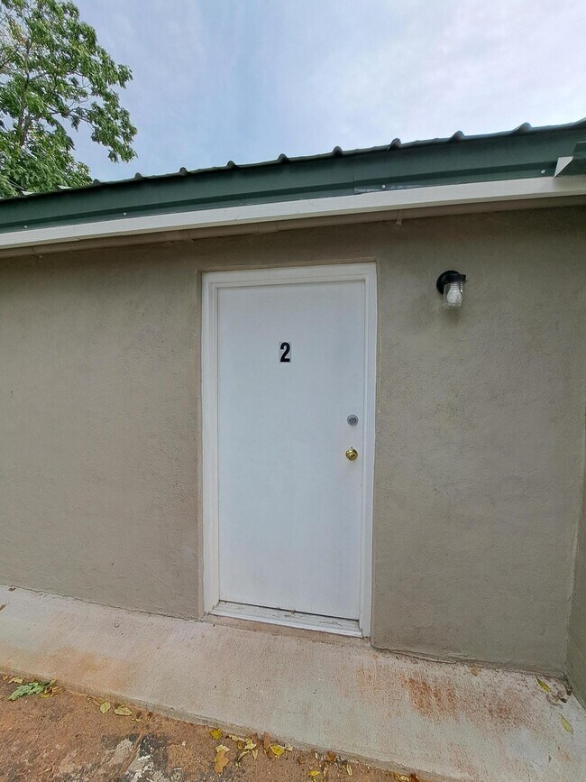 Photo - 1306 Iowa Ave Unit 2