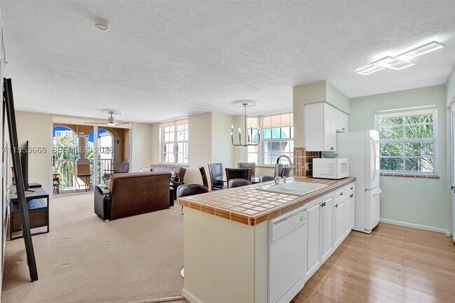 Photo - 19877 E Country Club Dr Unit 3607