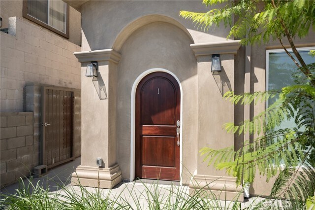 2341 Mira Vista Ave
