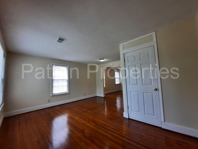 Photo - College Place Home