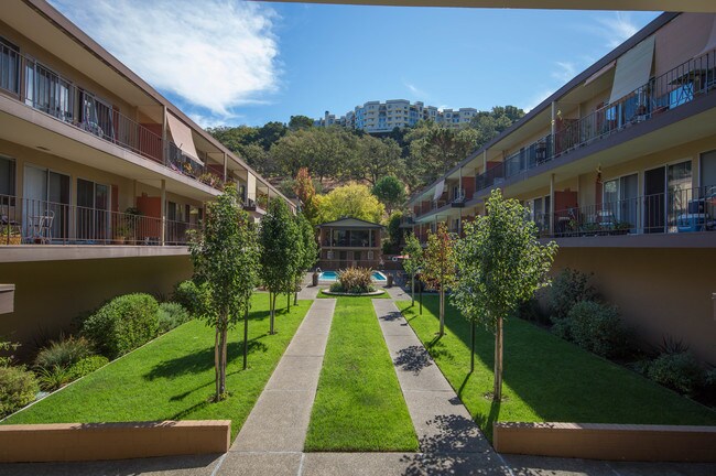 Landscaped Courtyard