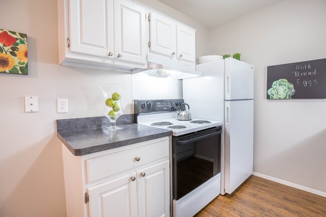 Photo - Timberlea Village