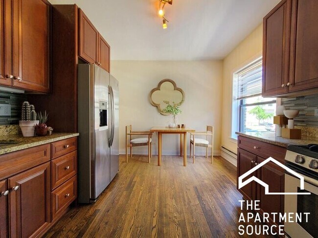 Photo - 750 W Addison St Unit GDN