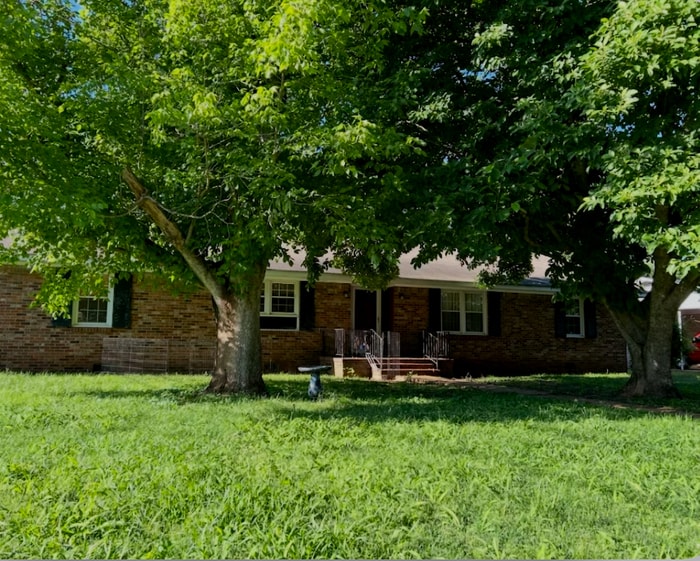 Photo - 1101 Winston Dr House