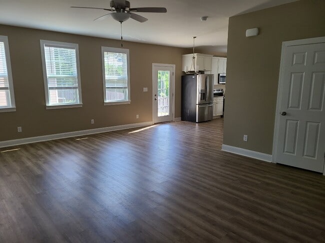Photo - 201 Tucker House Ln