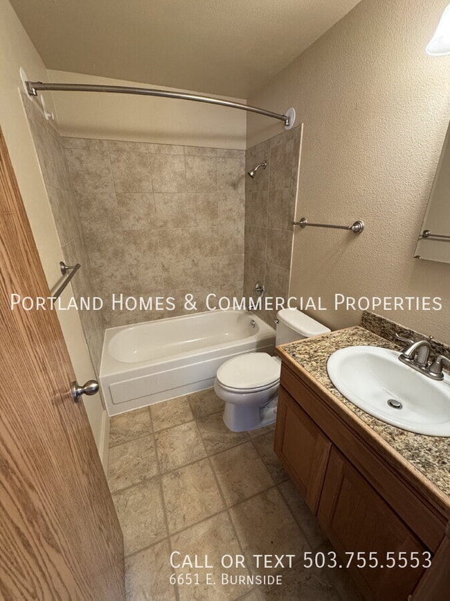 Photo - 6651 E. Burnside-