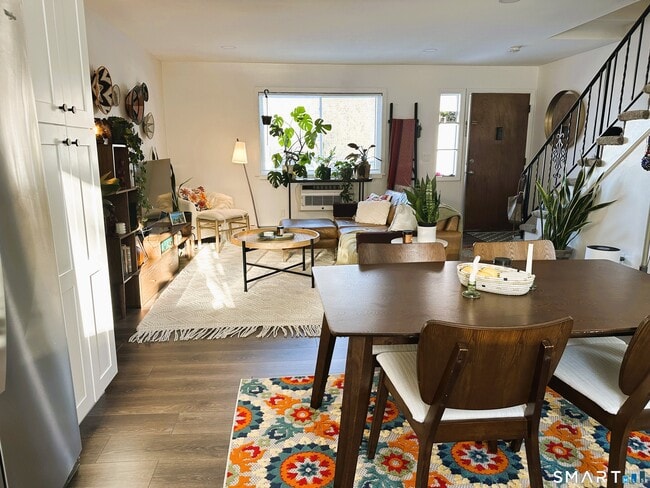 Building Photo - 18 Harry Brook Village Unit 18