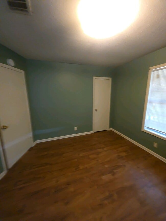 Photo - 224 Ragan St