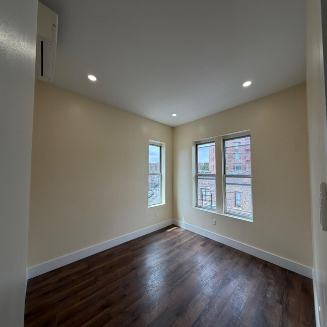 Photo - 9104 43rd Ave Unit 3