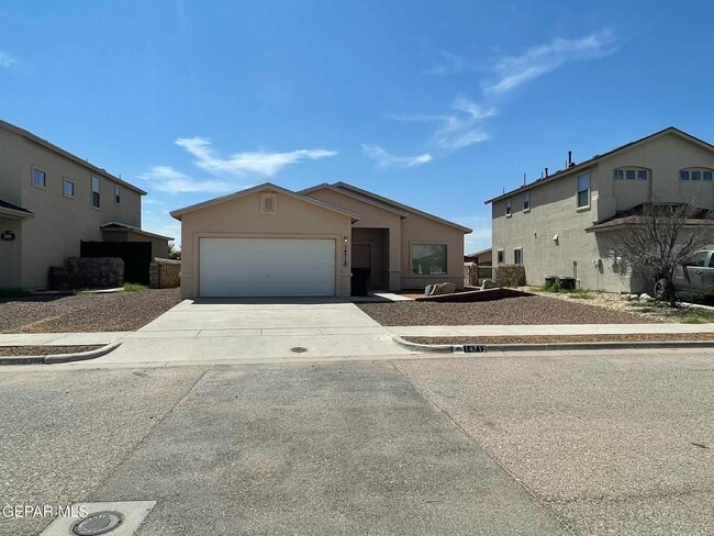 Building Photo - 14712 Far View Ct Rental