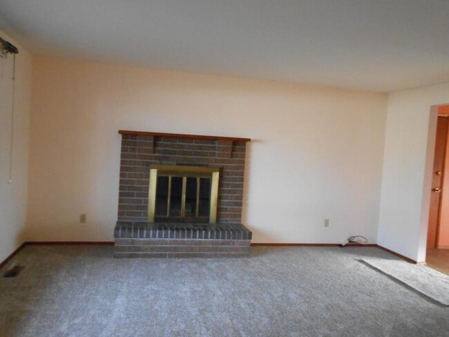 Photo - 2860 Willow Dr