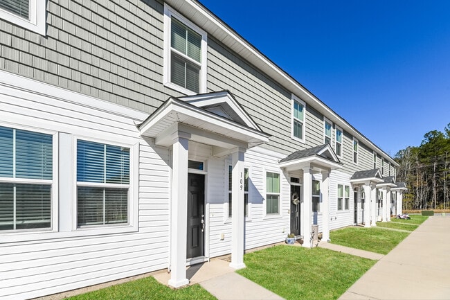 Photo - 109 Morning Line Dr