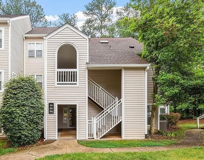 Charming 2BR Condo in Raleigh exelent loca... - Charming 2BR Condo in Raleigh exelent loca...