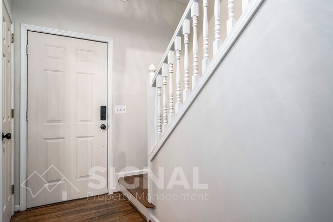 Photo - 3417 Wisterwood Ln