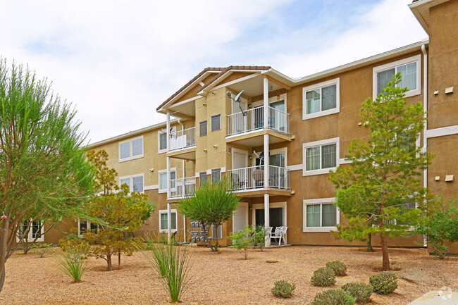 VINTAGE AT LAUGHLIN - VINTAGE AT LAUGHLIN Apartments