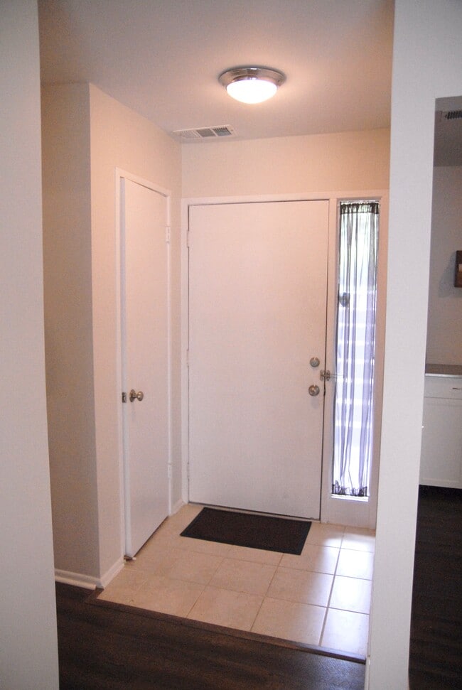 Photo - 2438 Glengyle Dr Unit 2438