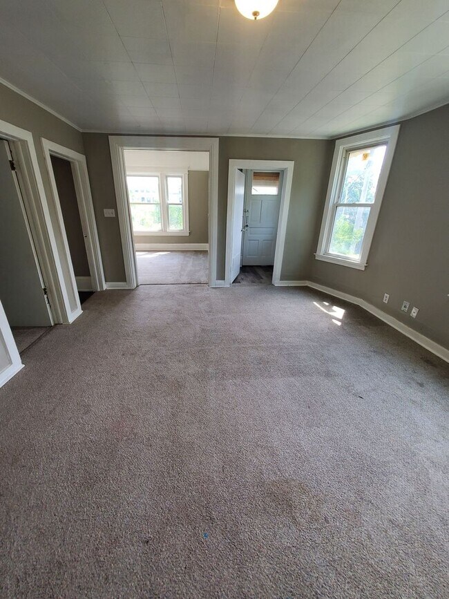 Photo - 2201-2203-2203 N 32nd St Unit 2203 (Upper)