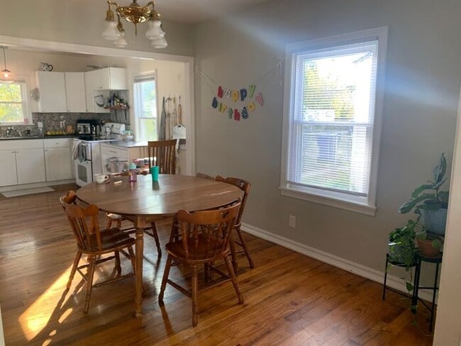 Photo - Charming 3 Bed / 1 Bath Home for Rent in Norman, OK