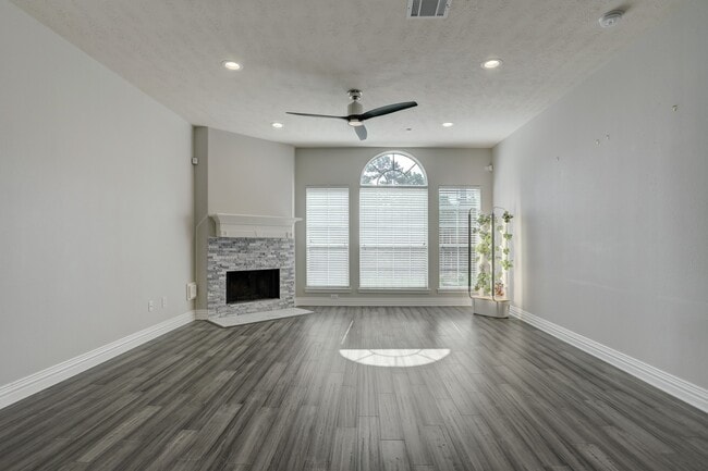 Photo - 1408 S Friendswood Dr Unit 106