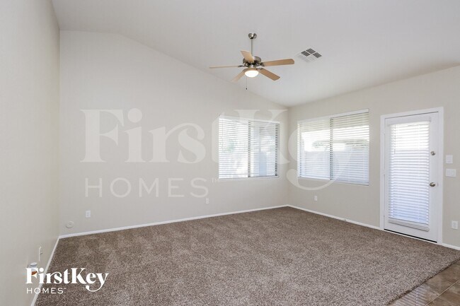 Photo - 38154 N Rusty Ln