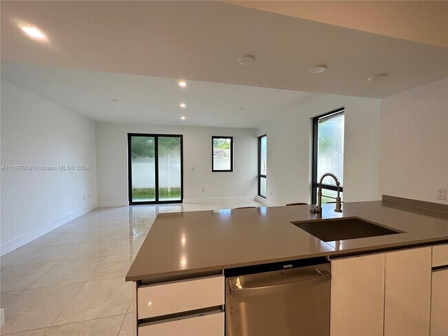 Photo - 5481 W Oak Way