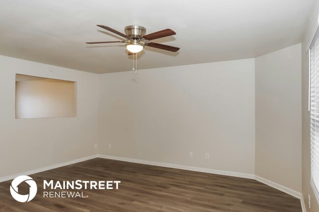 Photo - 176 Bayside Ln