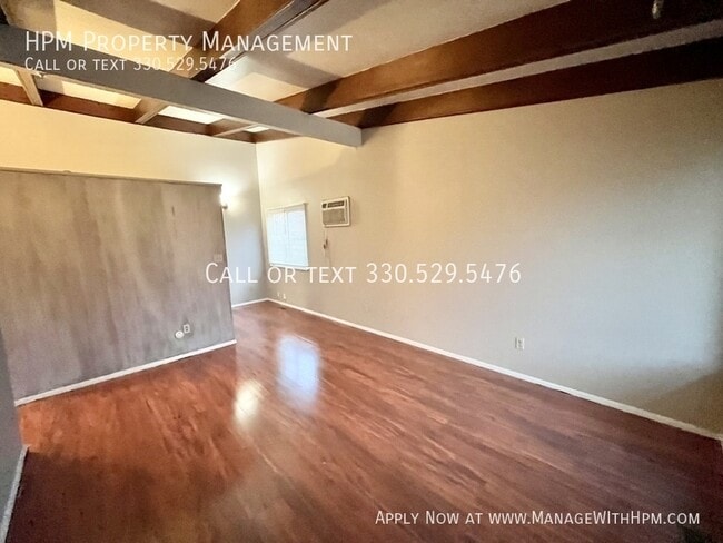 Photo - 873 Bryant Ave