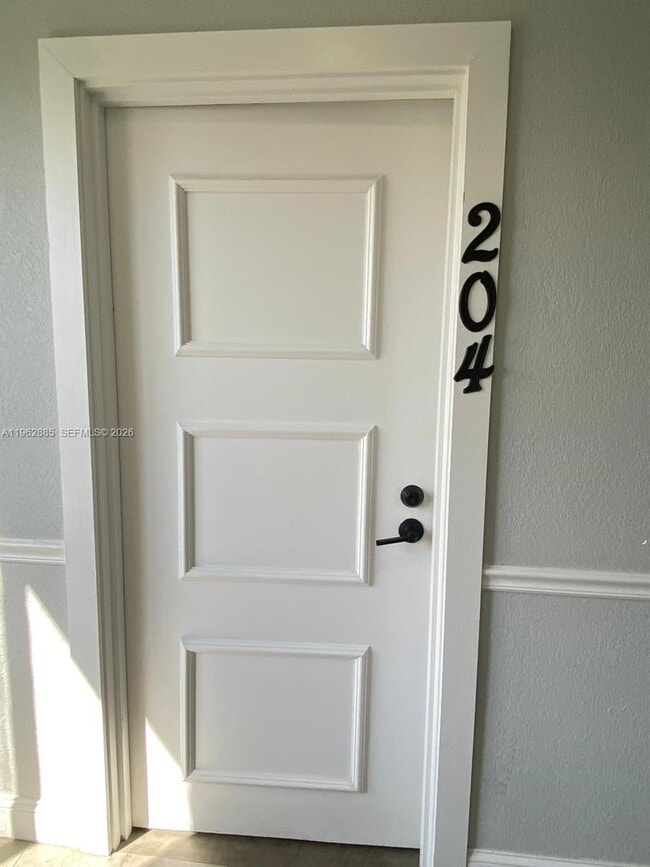 Photo - 628 SW 16th Ave Unit 204