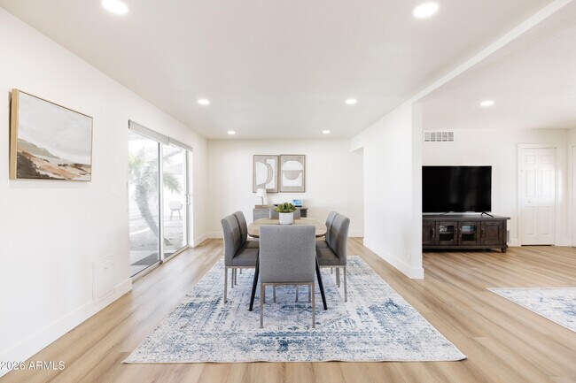 Photo - 6844 E Hubbell St