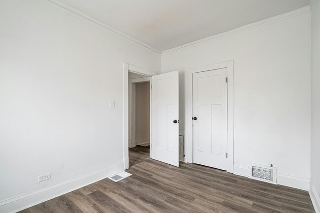 Photo - 3180 N 15th St