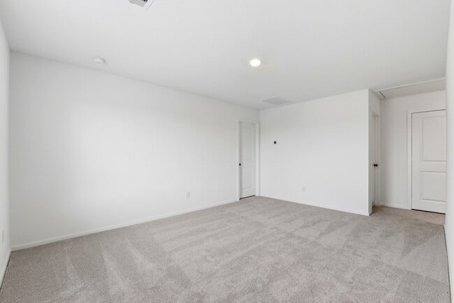 Photo - 629 Craven St