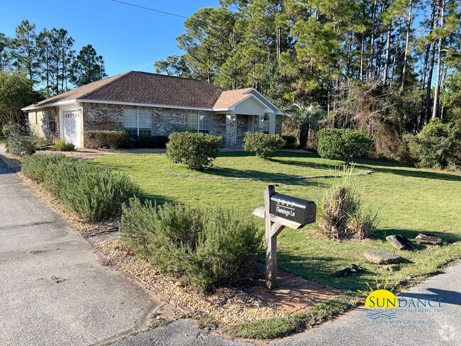 Building Photo - Stunning 4 Bedroom Home in Holley By The Sea