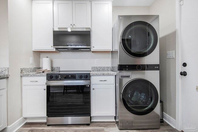 Photo - 3091 N 16th Ave
